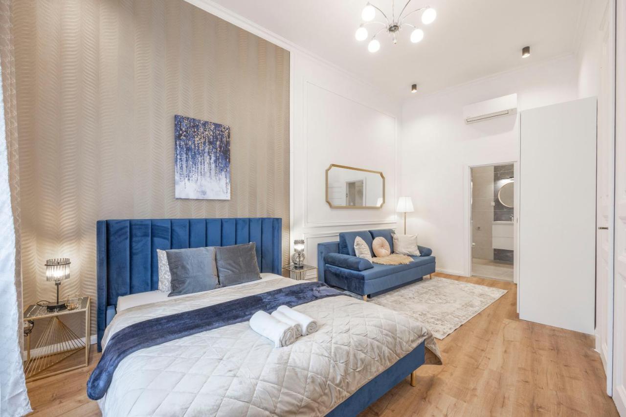 Luxurious Central Grand Home W/ 3Bedrm 2Bathrm Boedapest Buitenkant foto